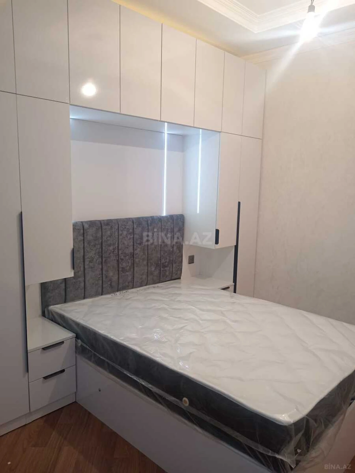 Kirayə verilir 2 otaqlı mənzil 45 m²