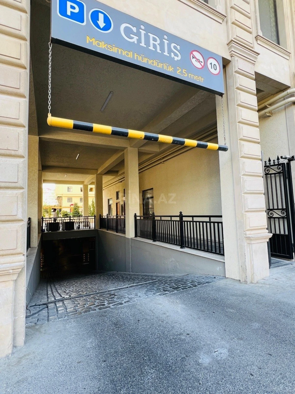 Satılır 2 otaqlı mənzil 55 m²