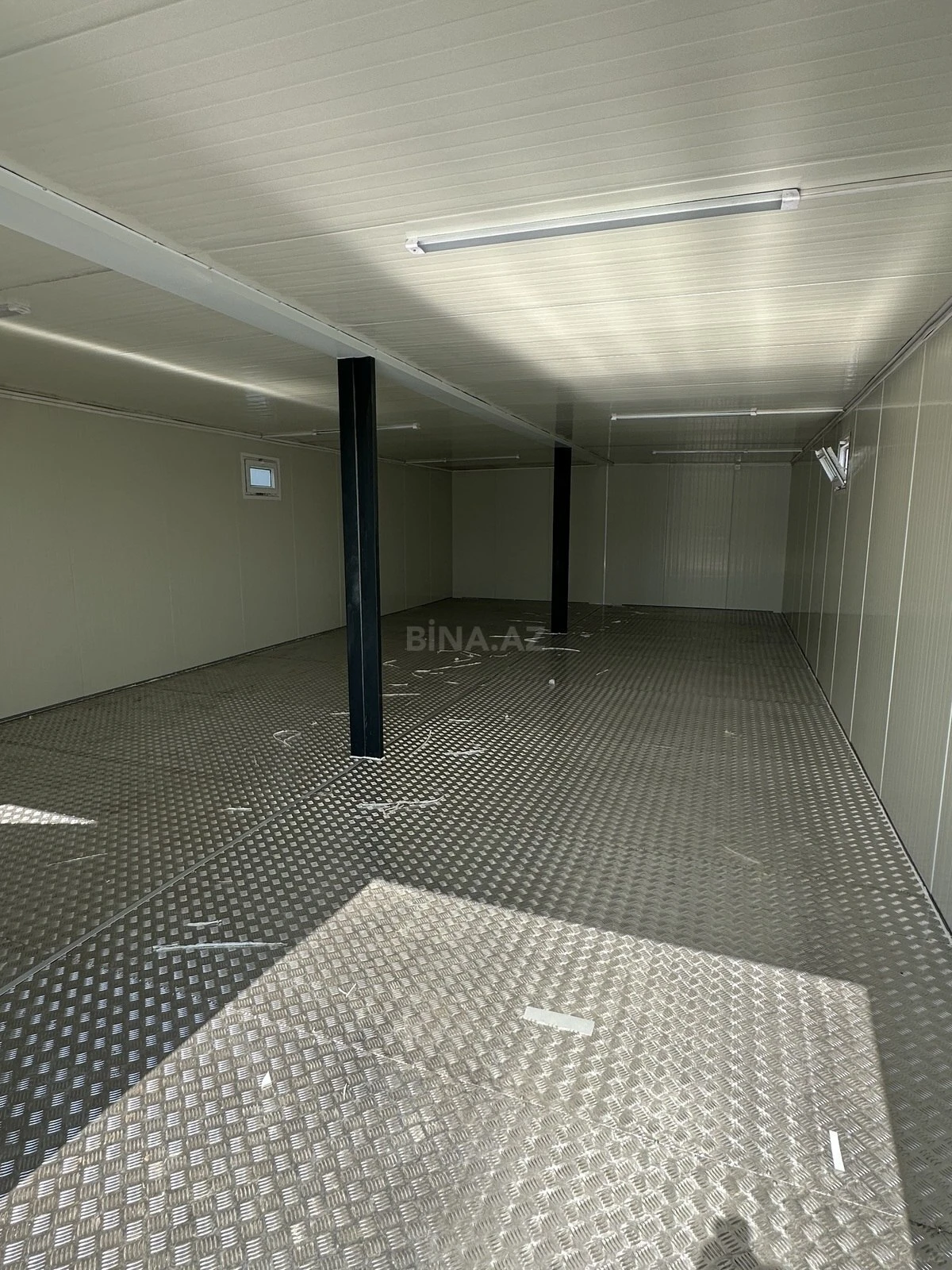 Kirayə verilir obyekt 72 m²