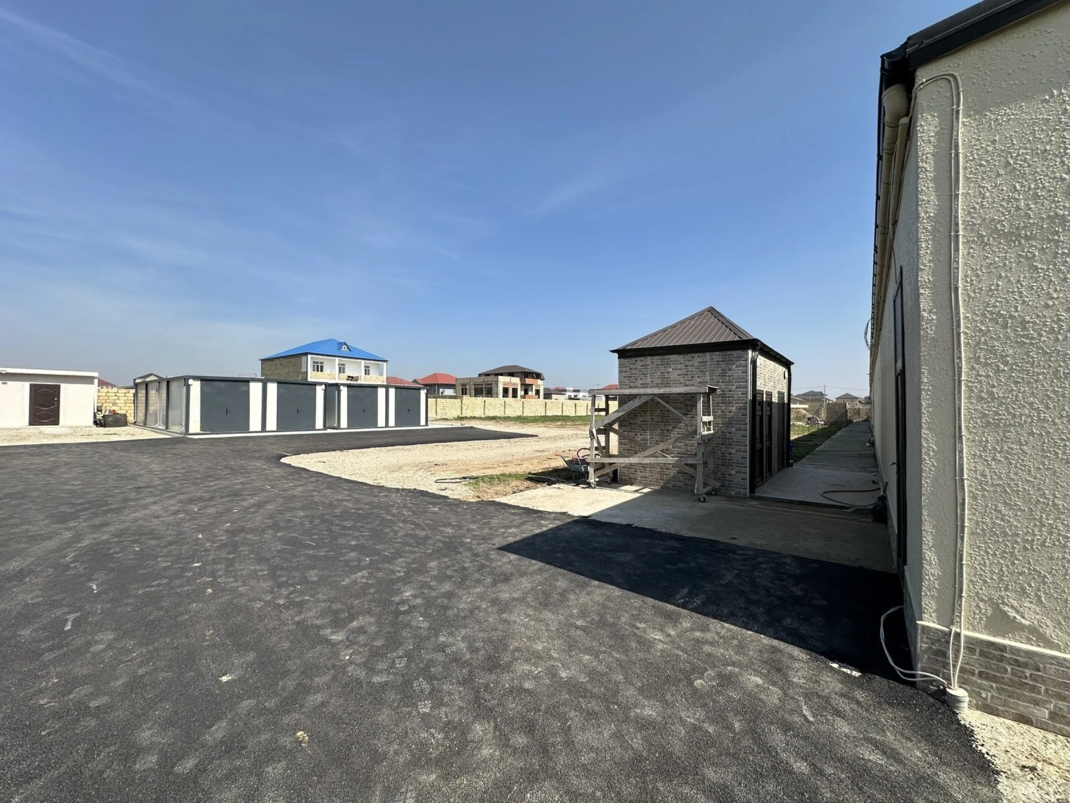 Kirayə verilir obyekt 72 m²