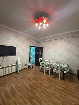 Kirayə verilir 2 otaqlı mənzil 65 m²