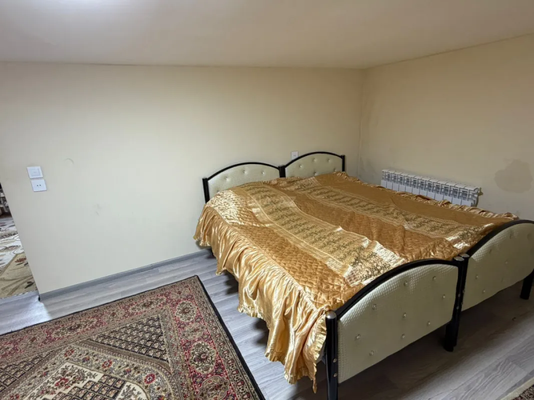 Kirayə verilir 2 otaqlı həyət evi 180 m²