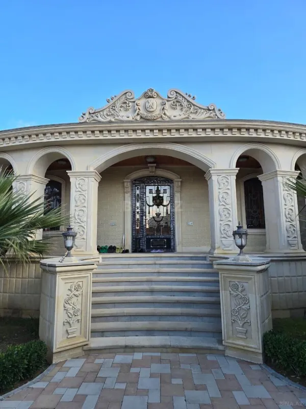 Satılır 4 otaqlı həyət evi 150 m²