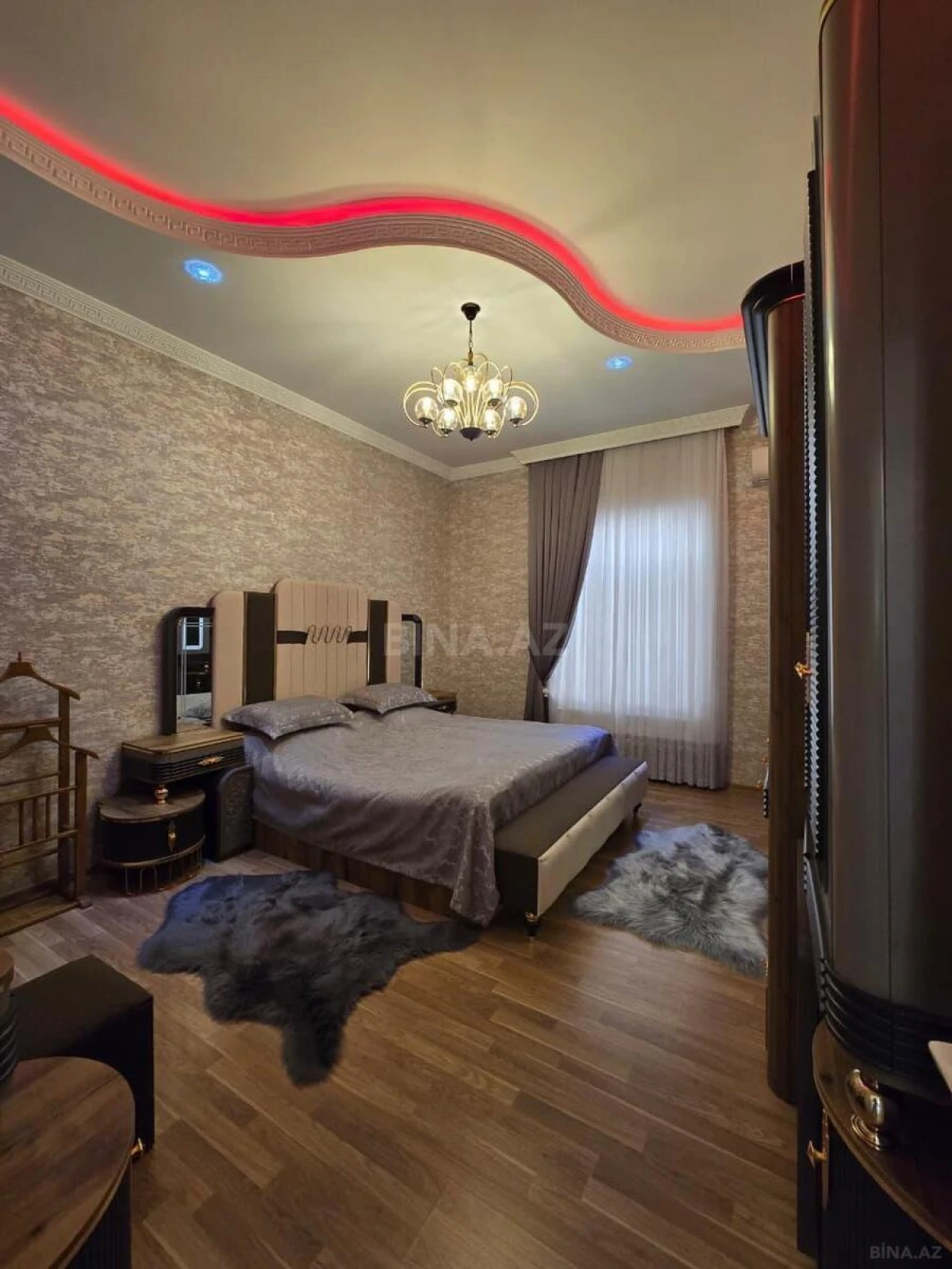 Satılır 4 otaqlı həyət evi 150 m²
