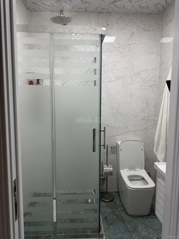 Kirayə verilir 2 otaqlı mənzil 75 m²