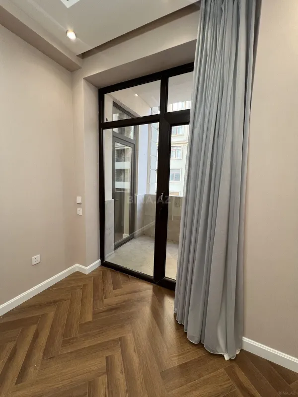 Satılır 2 otaqlı mənzil 56.8 m²