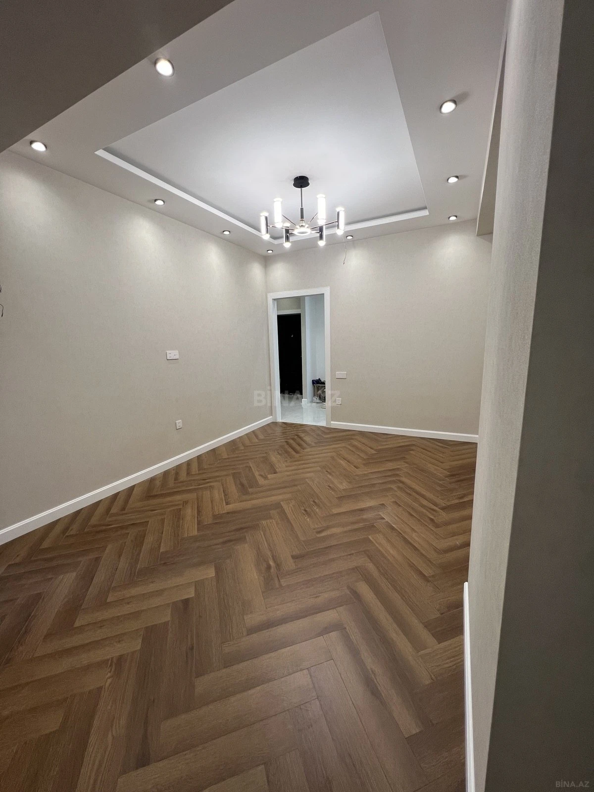 Satılır 2 otaqlı mənzil 56.8 m²