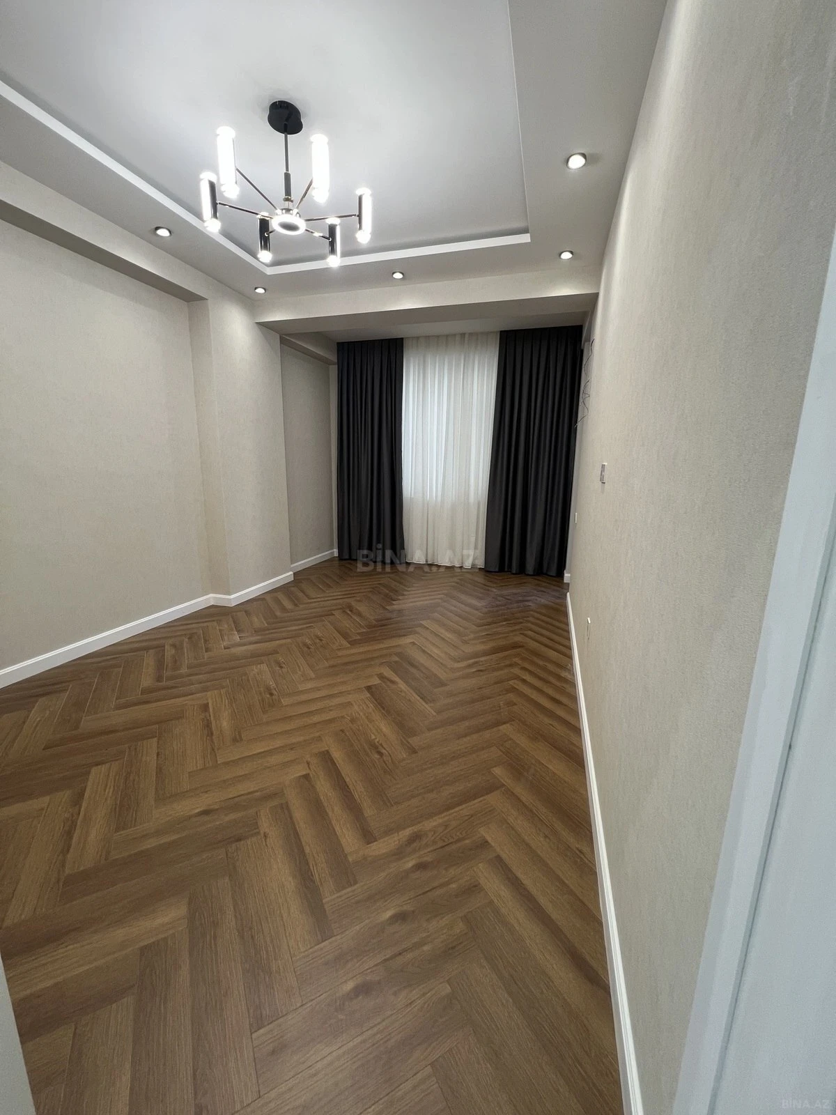 Satılır 2 otaqlı mənzil 56.8 m²