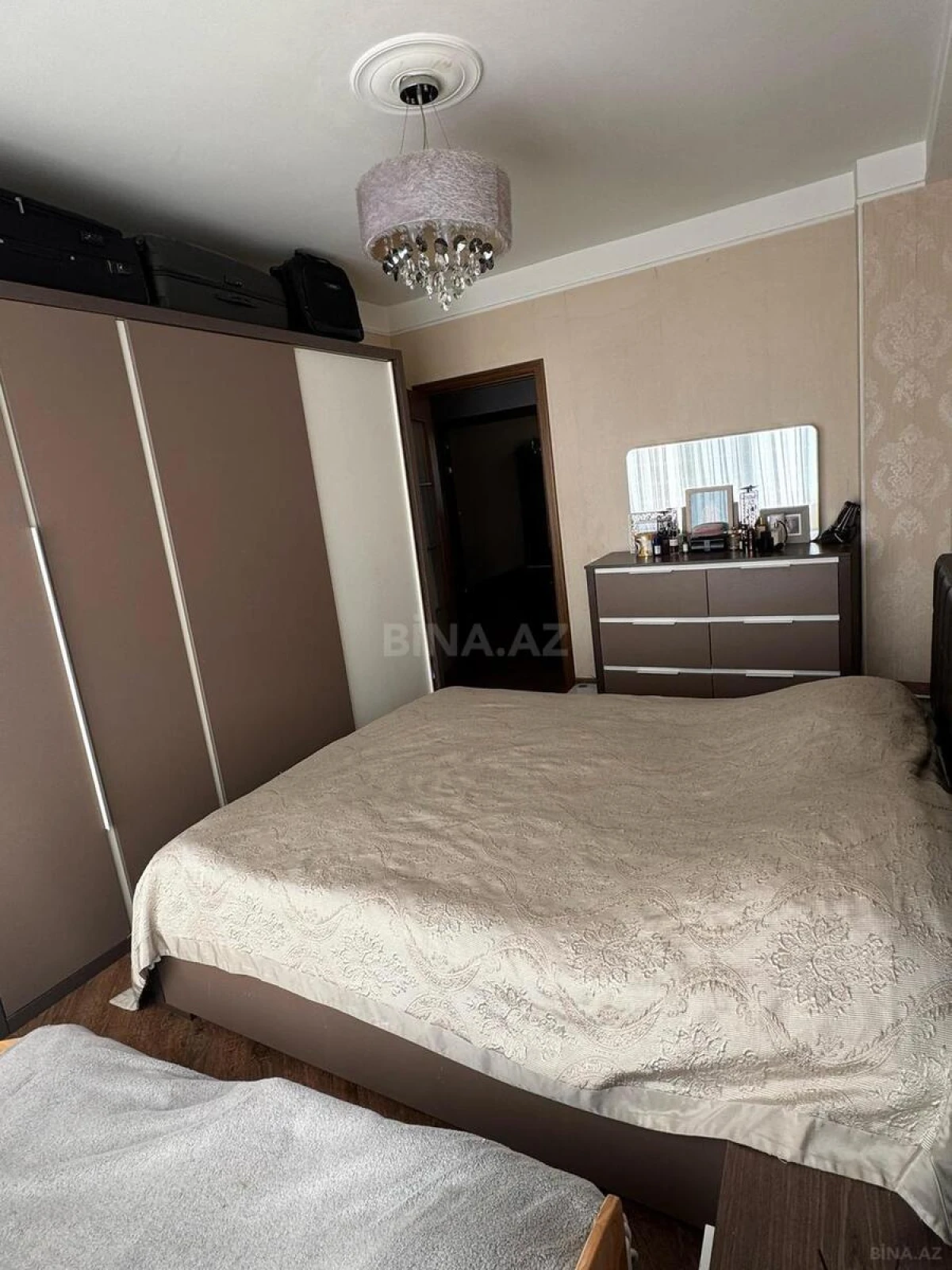 Satılır 3 otaqlı mənzil 90 m²