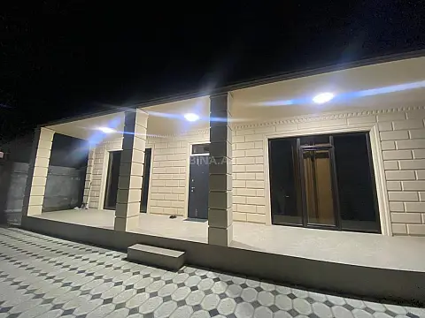 Satılır 3 otaqlı həyət evi 132 m² — Qax 3 otaq 132.00 m²