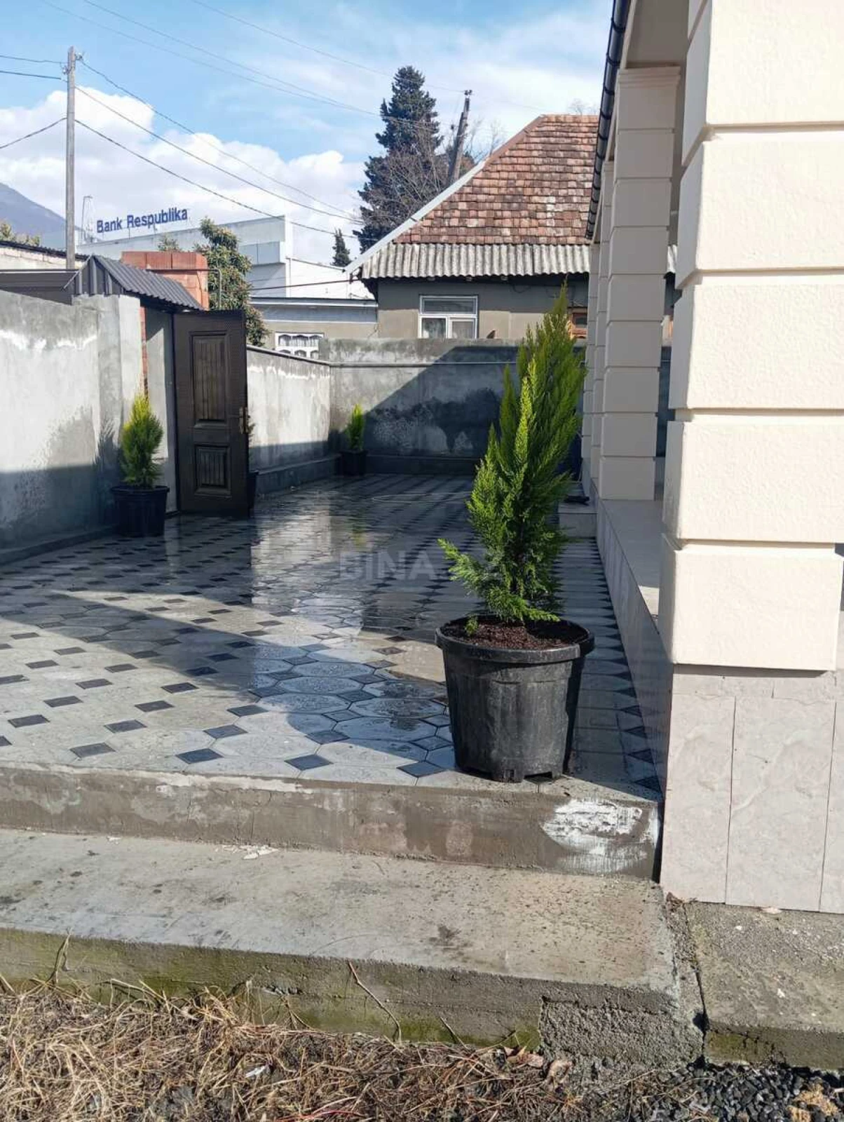 Satılır 3 otaqlı həyət evi 132 m²