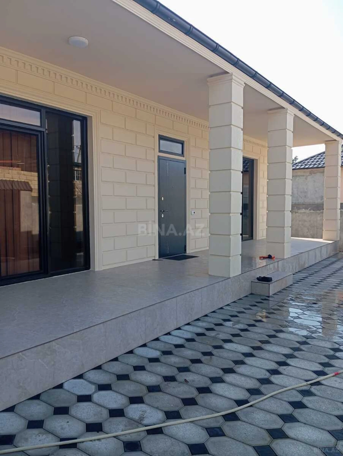 Satılır 3 otaqlı həyət evi 132 m²