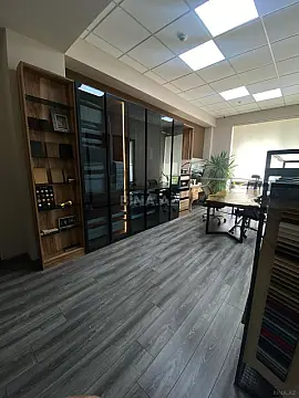 Kirayə verilir 2 otaqlı ofis 62 m²