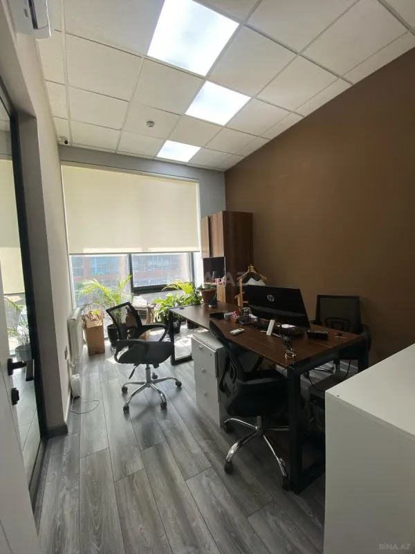 Kirayə verilir 2 otaqlı ofis 62 m²