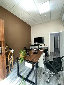 Kirayə verilir 2 otaqlı ofis 62 m²