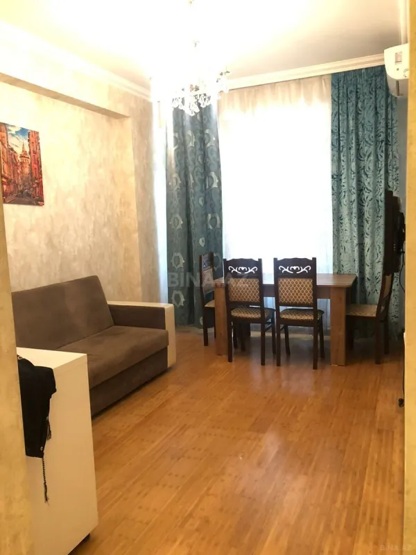 Satılır 2 otaqlı mənzil 44 m²