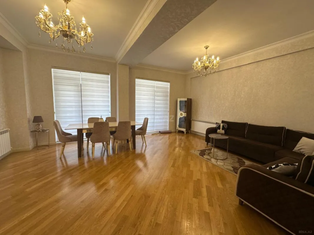 Kirayə verilir 3 otaqlı mənzil 130 m²