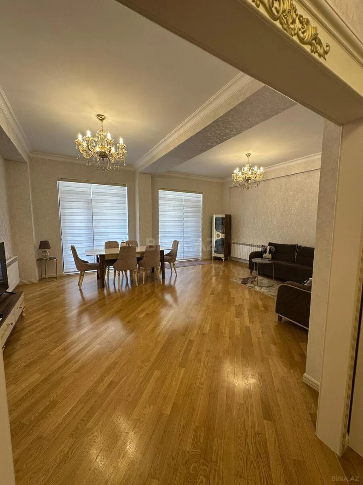 Kirayə verilir 3 otaqlı mənzil 130 m²