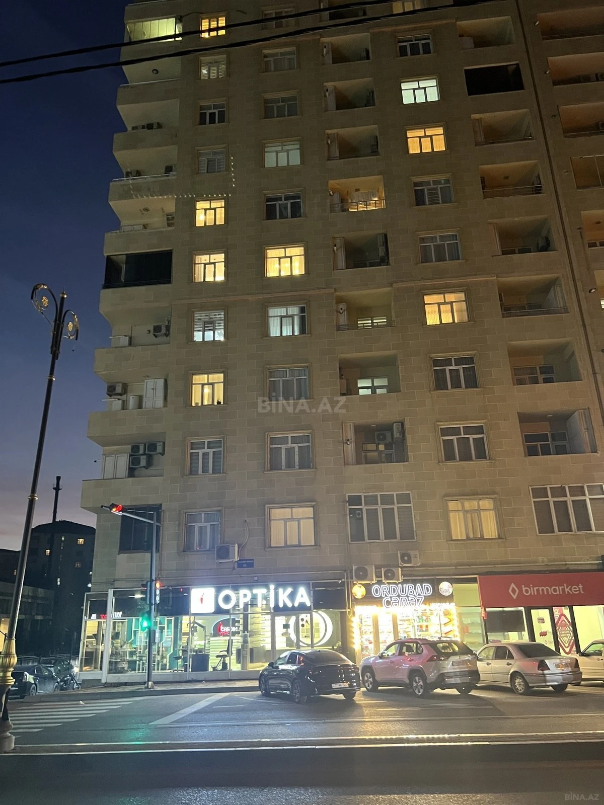 Satılır 2 otaqlı mənzil 69 m²