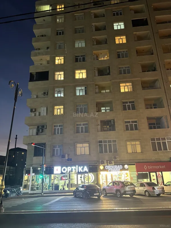 Satılır 2 otaqlı mənzil 69 m²