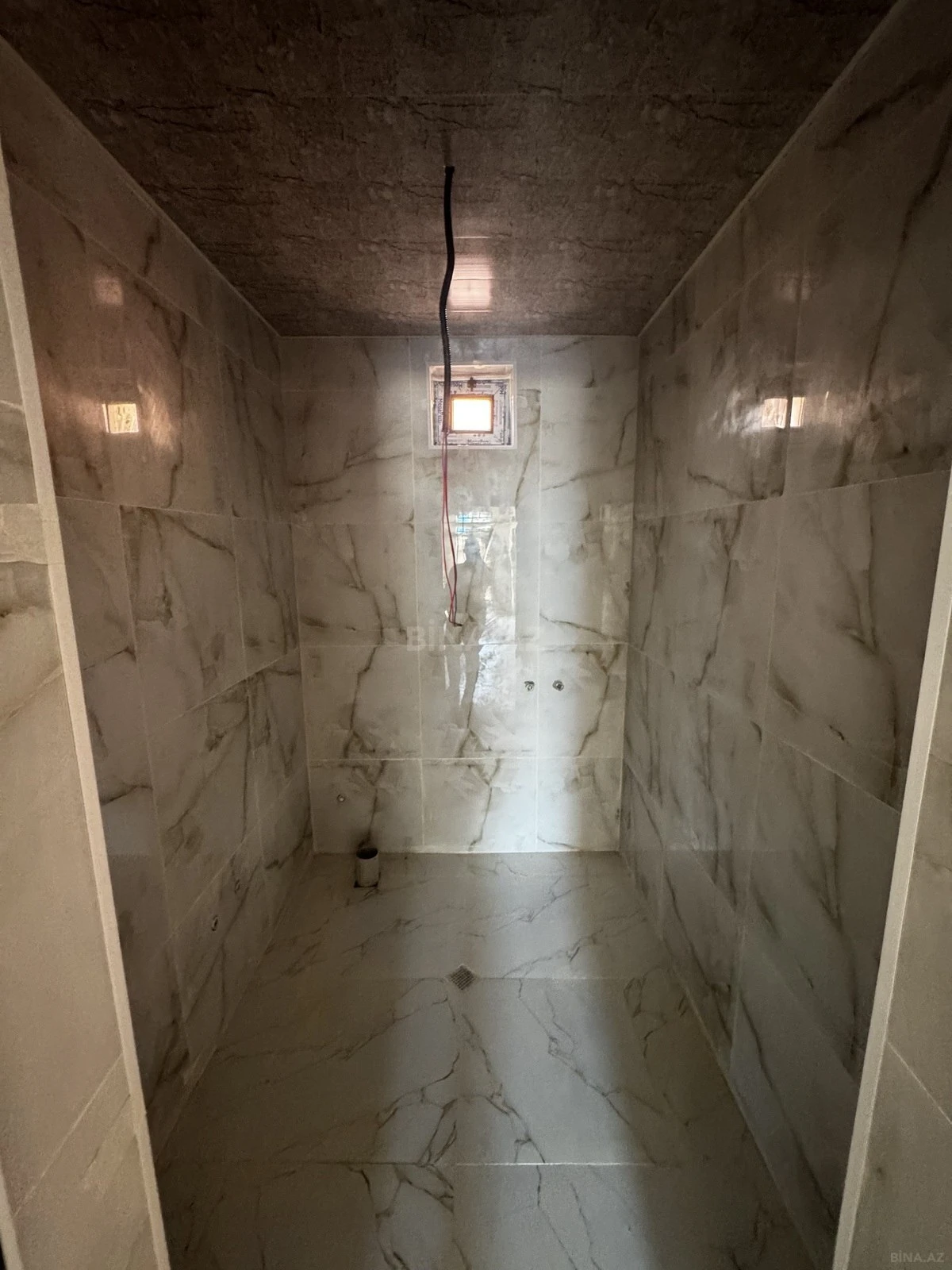 Satılır 4 otaqlı həyət evi 145 m²