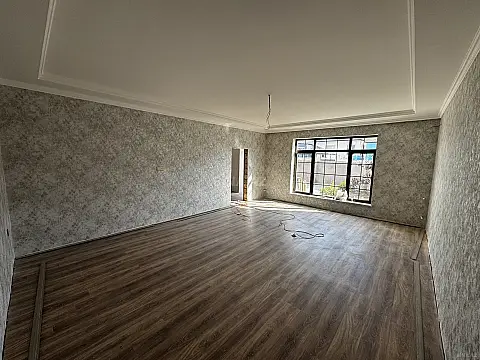 Satılır 4 otaqlı həyət evi 145 m²