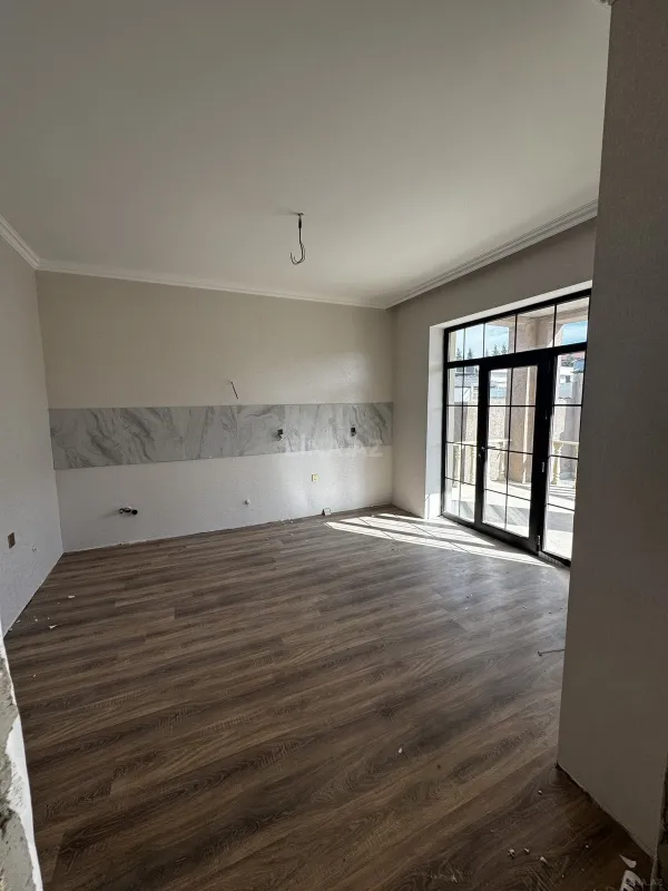 Satılır 4 otaqlı həyət evi 145 m²