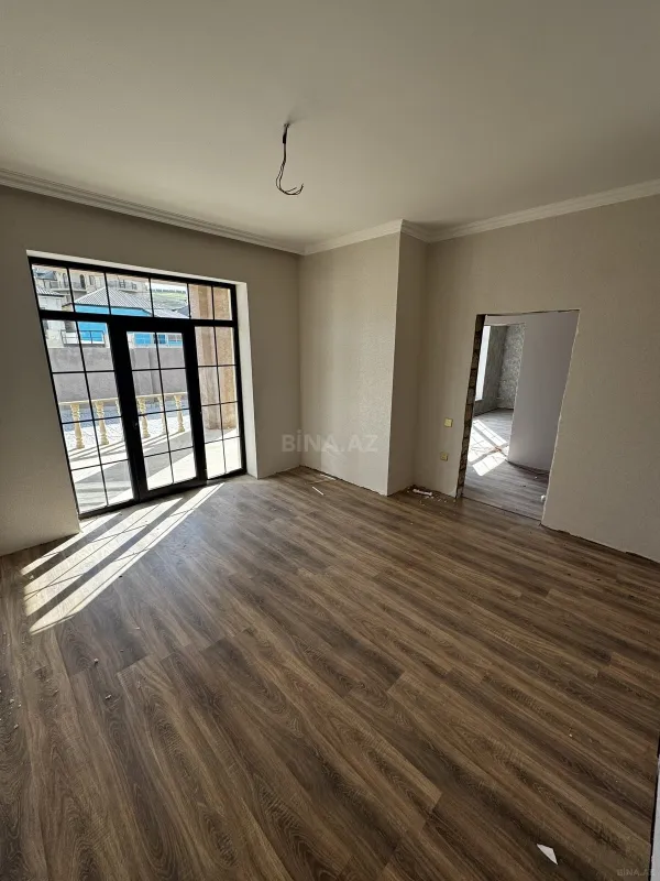 Satılır 4 otaqlı həyət evi 145 m²