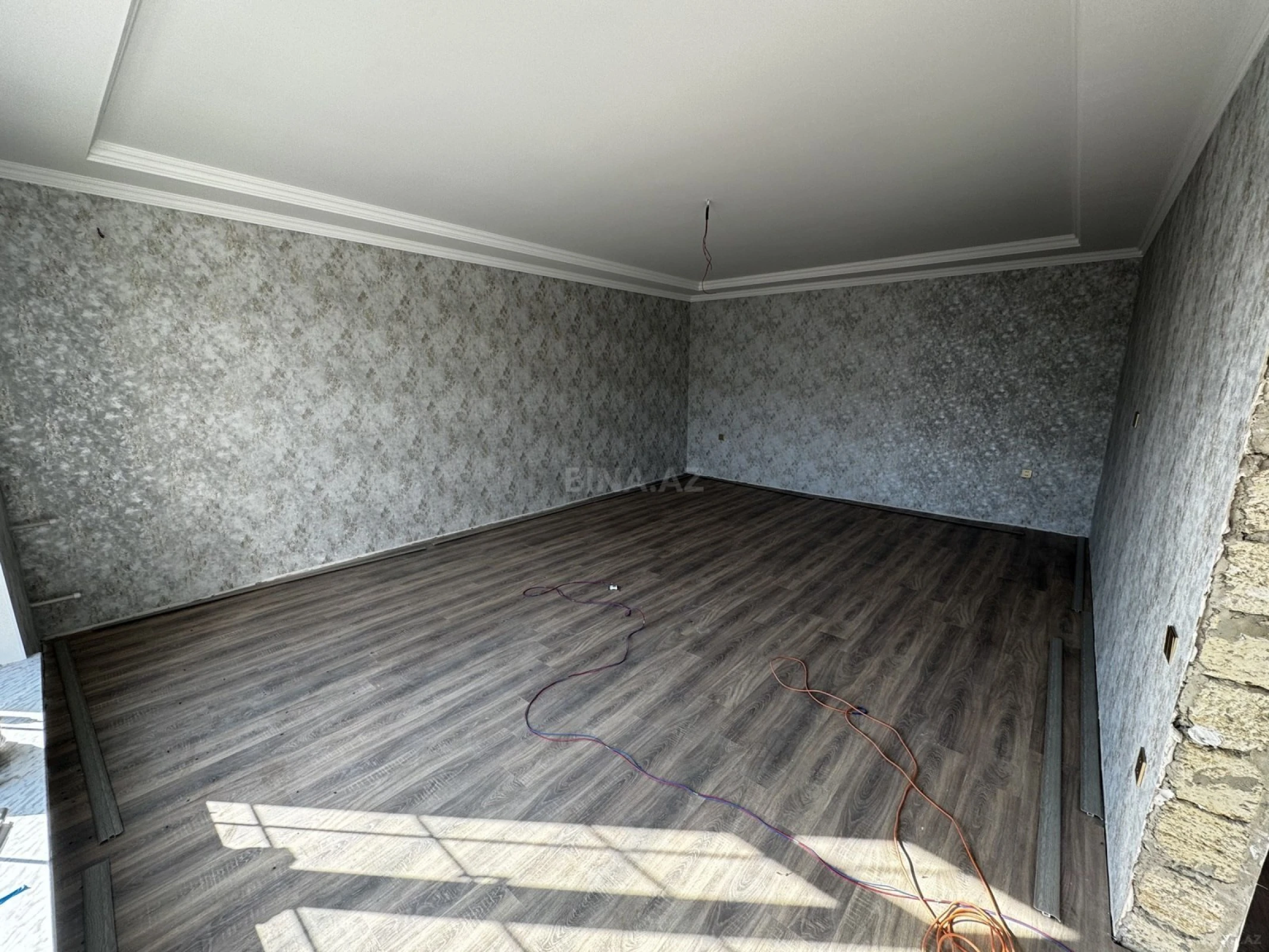 Satılır 4 otaqlı həyət evi 145 m²