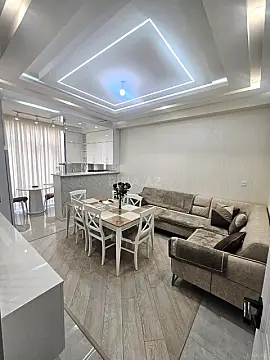 Satılır 2 otaqlı mənzil 60 m²