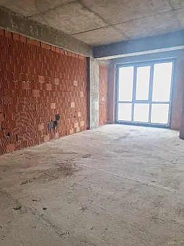 Satılır 2 otaqlı mənzil 79.3 m²