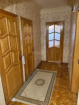 Satılır 4 otaqlı mənzil 95 m²