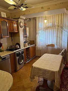 Satılır 4 otaqlı mənzil 95 m²