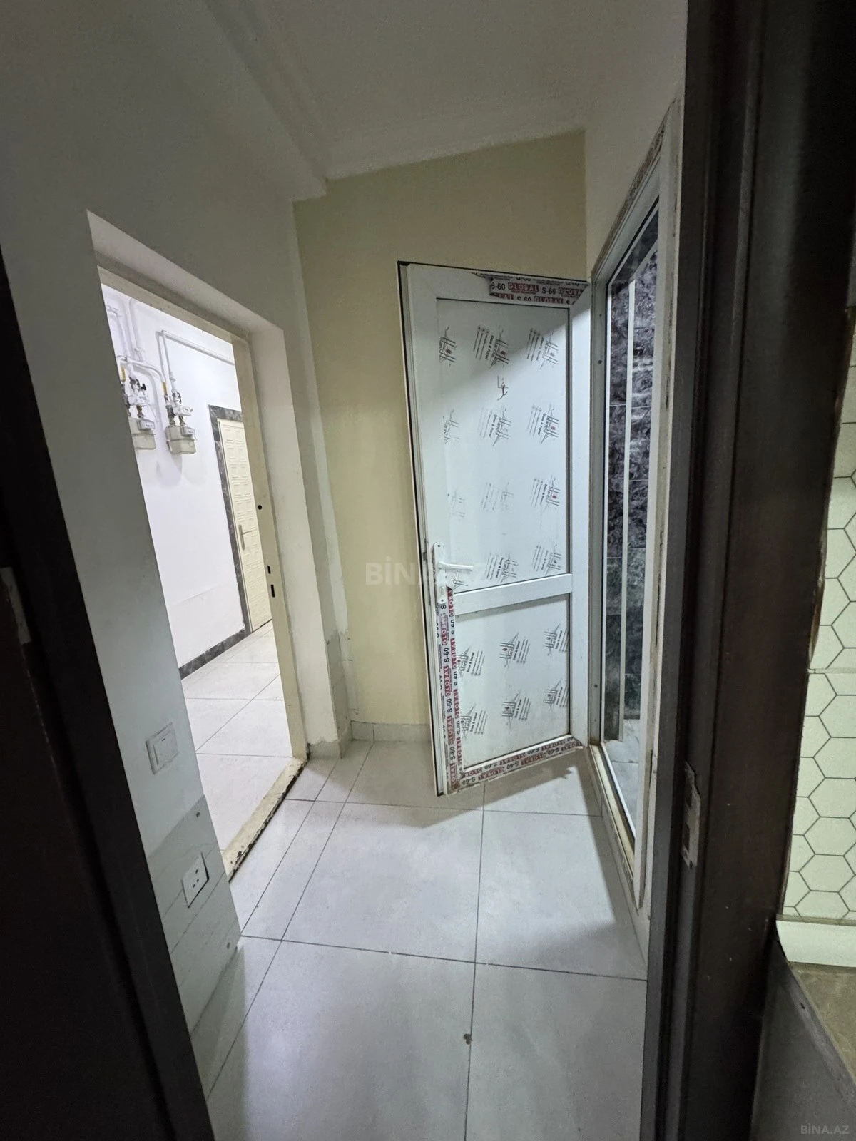 Kirayə verilir 2 otaqlı mənzil 35 m²