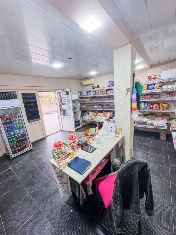 Satılır obyekt 80 m²