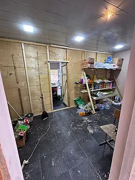 Satılır obyekt 80 m²