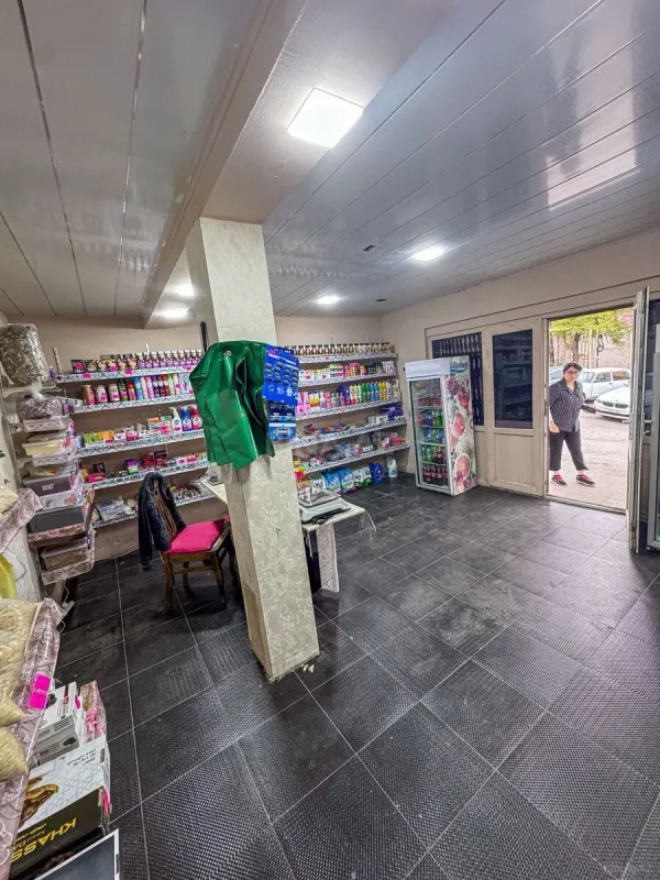 Satılır obyekt 80 m²