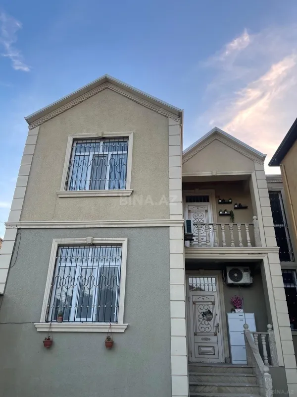 Satılır 5 otaqlı həyət evi 150 m²