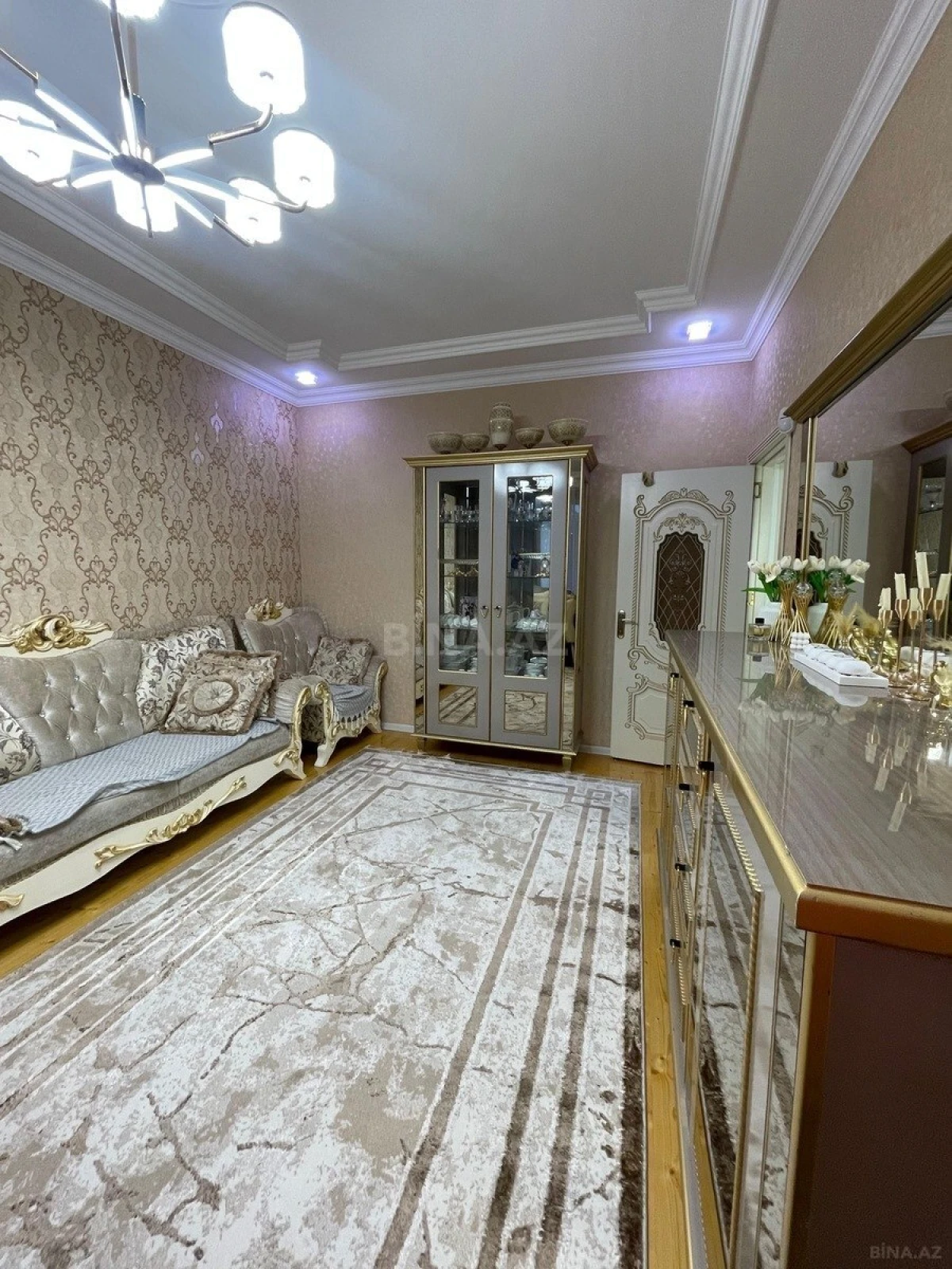 Satılır 5 otaqlı həyət evi 150 m²