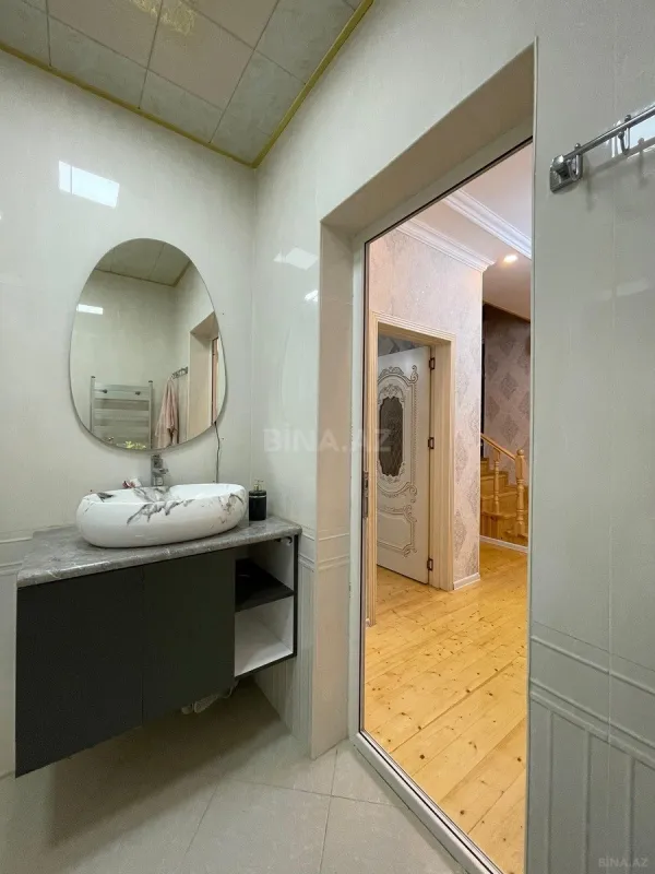 Satılır 5 otaqlı həyət evi 150 m²