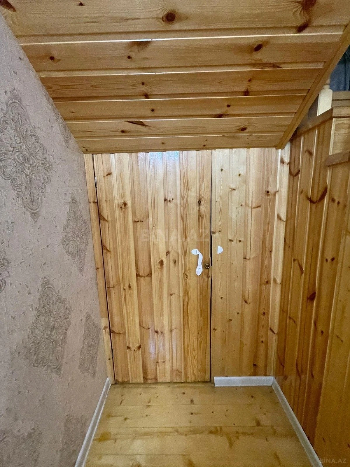 Satılır 5 otaqlı həyət evi 150 m²