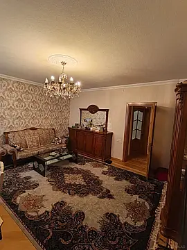 Satılır 4 otaqlı mənzil 171 m²