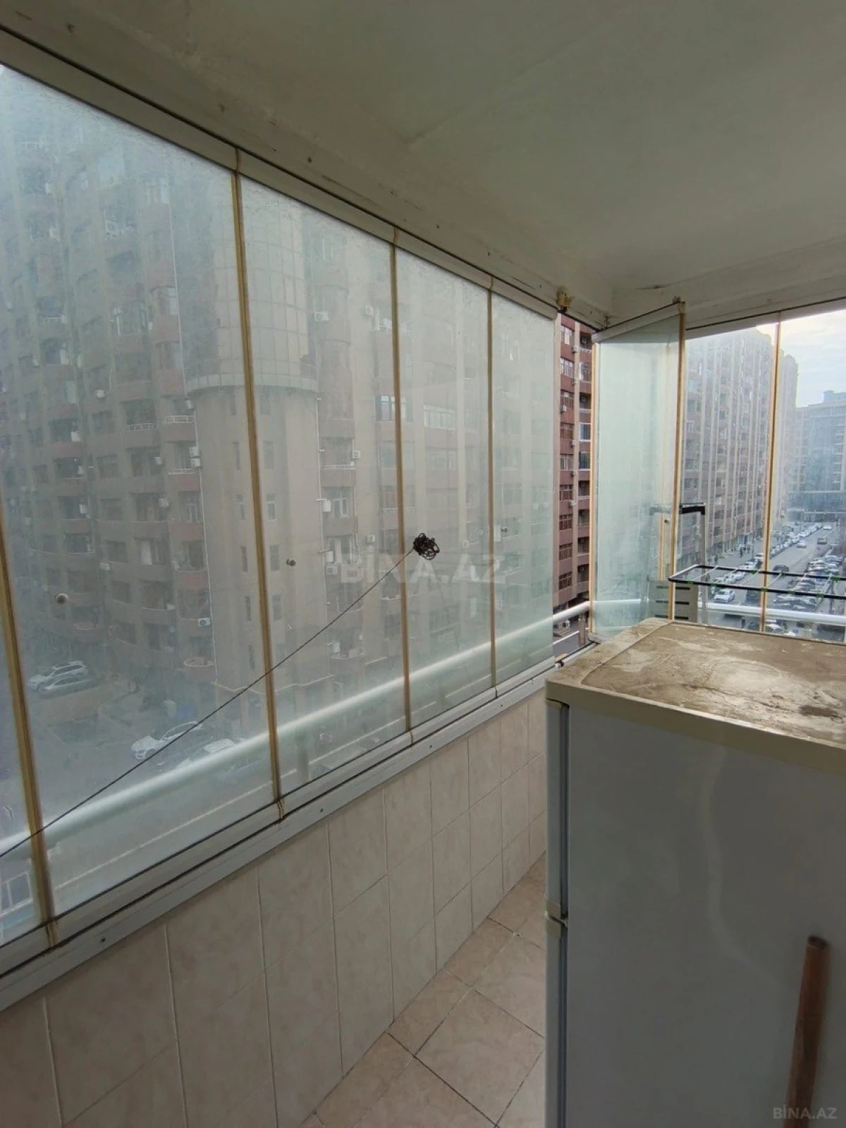 Satılır 4 otaqlı mənzil 171 m²
