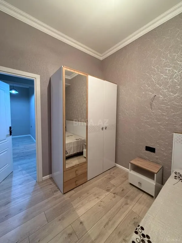 Satılır 3 otaqlı mənzil 92 m²