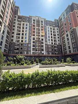 Satılır 3 otaqlı mənzil 92 m²