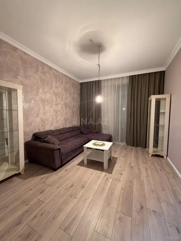 Satılır 3 otaqlı mənzil 92 m²