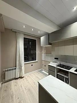 Satılır 3 otaqlı mənzil 92 m²