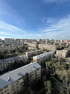 Kirayə verilir 2 otaqlı mənzil 67 m²