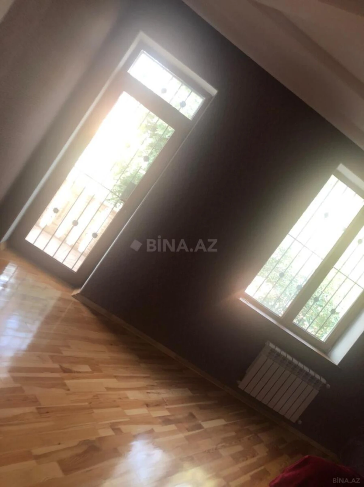 Satılır 5 otaqlı həyət evi 172 m²