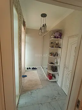 Satılır 6 otaqlı həyət evi 240 m²